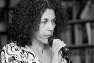 foto di Maria Grazia Calandrone